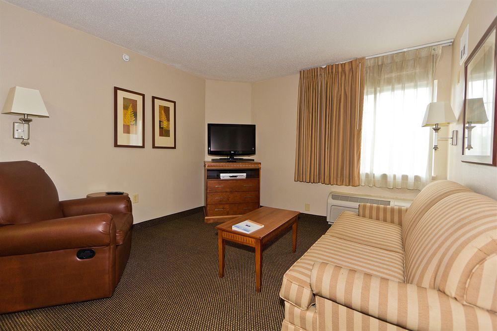 Candlewood Suites Harrisonburg By Ihg Экстерьер фото