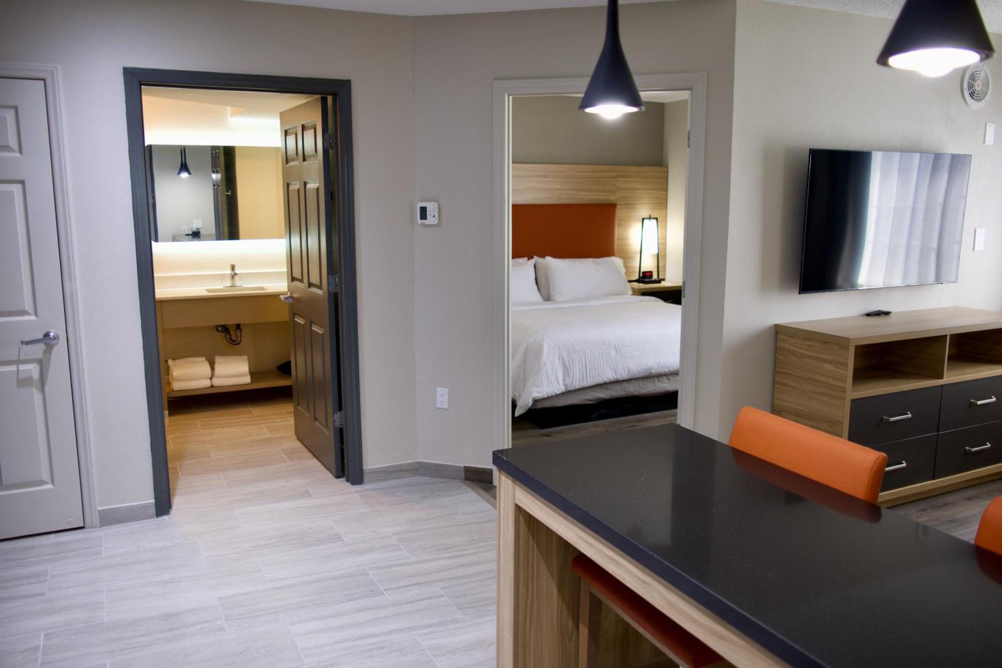 Candlewood Suites Harrisonburg By Ihg Экстерьер фото