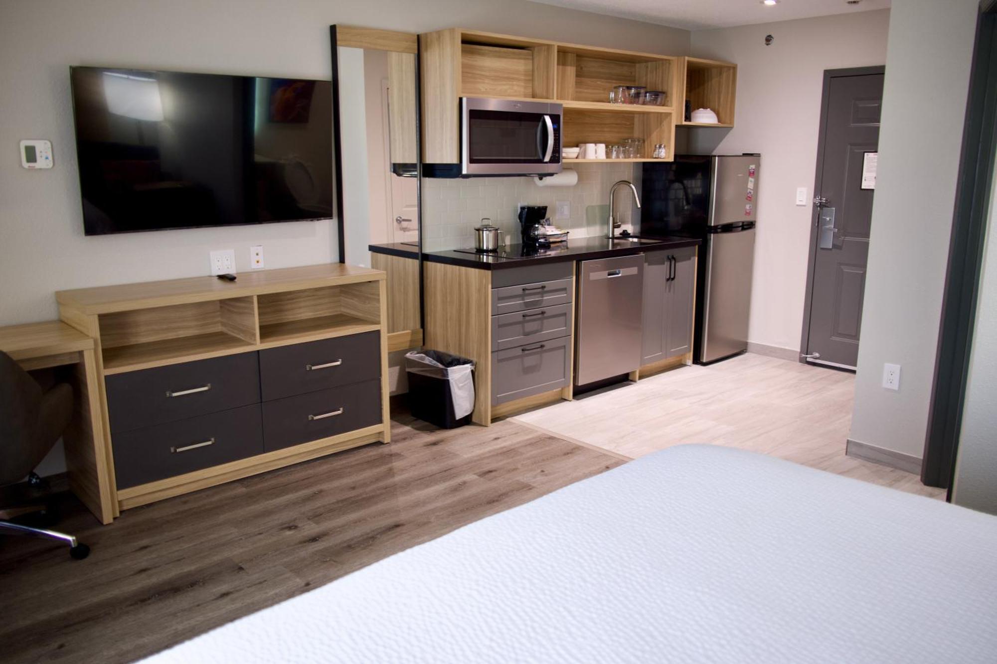 Candlewood Suites Harrisonburg By Ihg Экстерьер фото