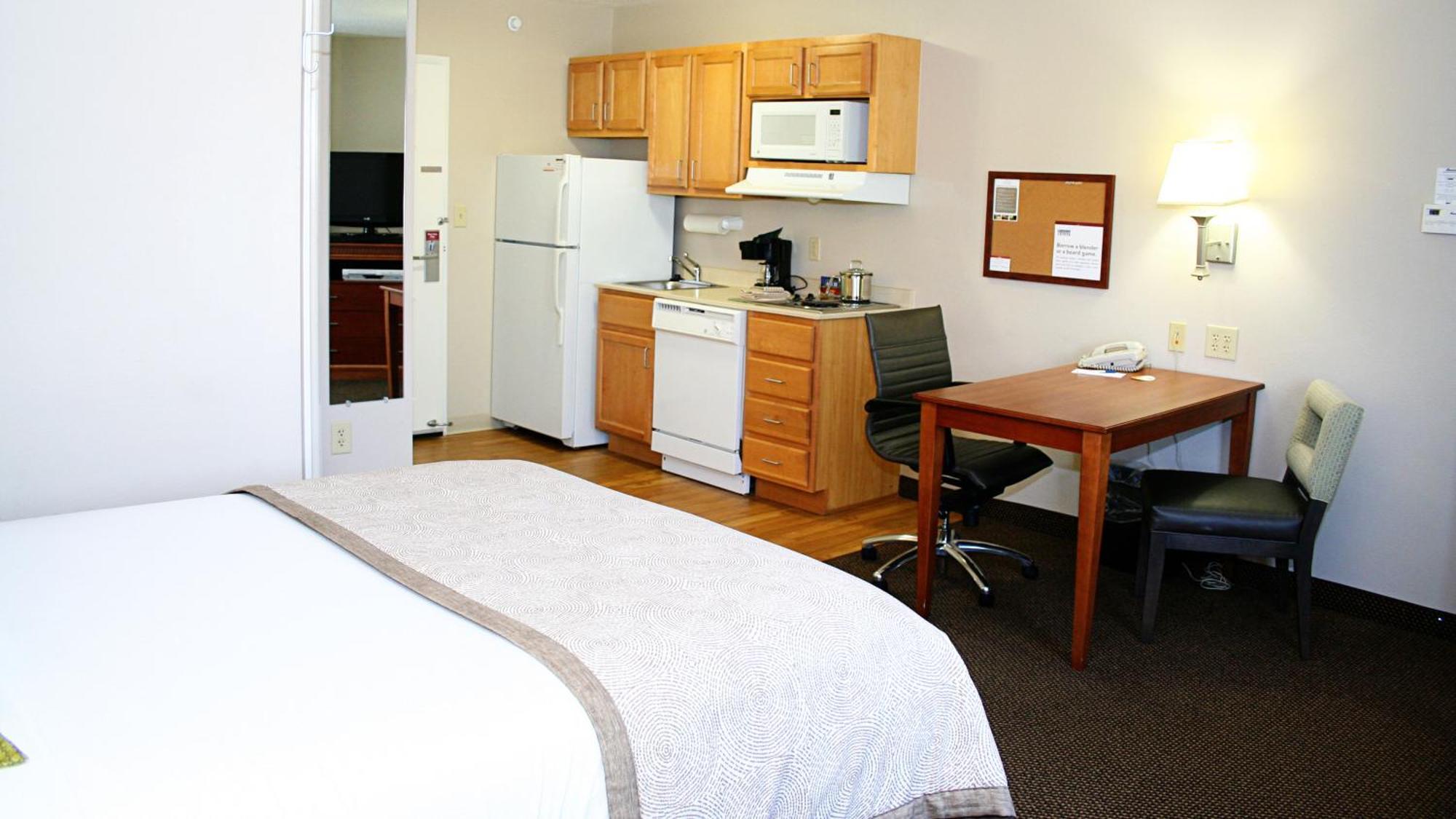 Candlewood Suites Harrisonburg By Ihg Экстерьер фото