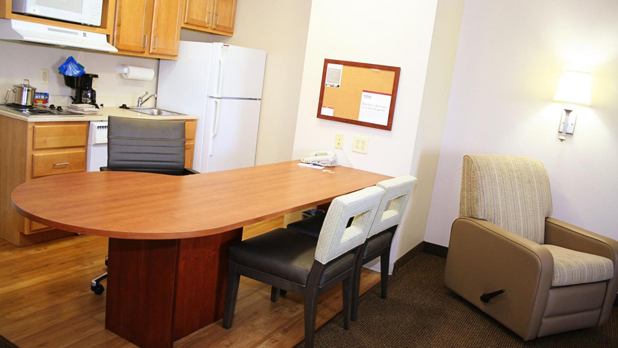 Candlewood Suites Harrisonburg By Ihg Экстерьер фото