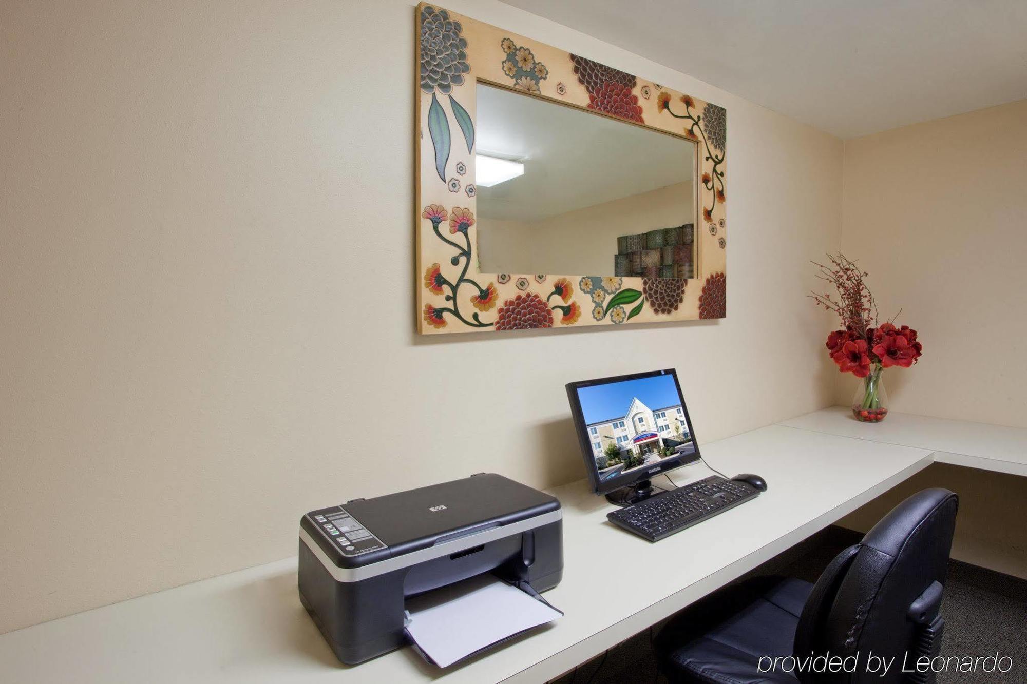 Candlewood Suites Harrisonburg By Ihg Удобства фото